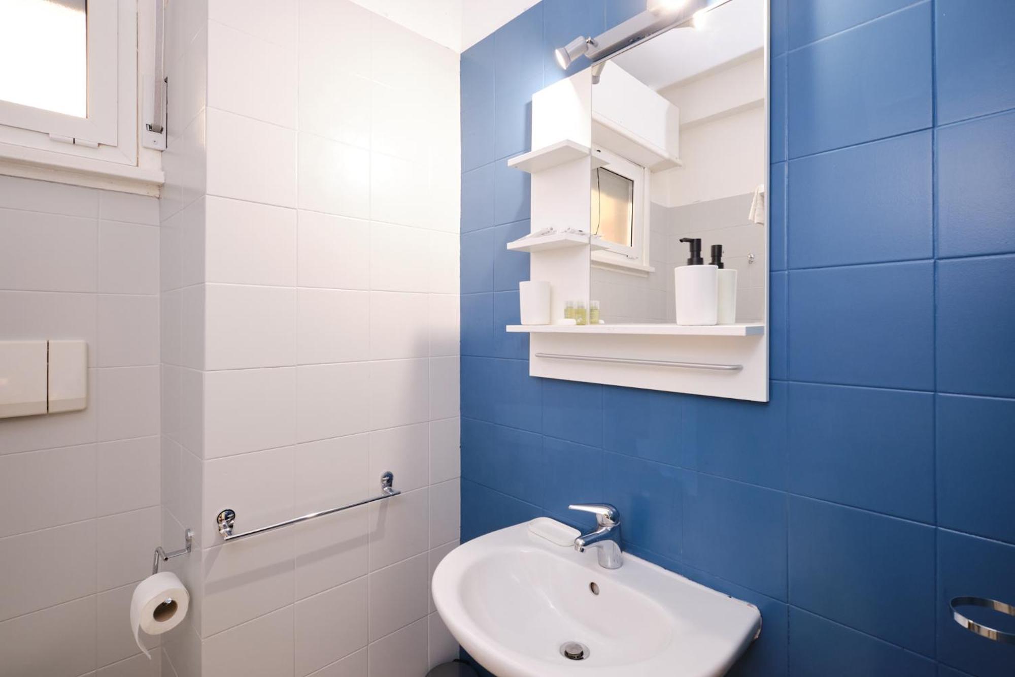 Tuscolana Blu - Grazioso Monolocale Rom